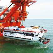 5 tonnes Optimised for transportability 60 O mating capability Air Transportability C17 or similar DSAR Class submarine rescue vehicles have a typical maximum dive depth of 500m.