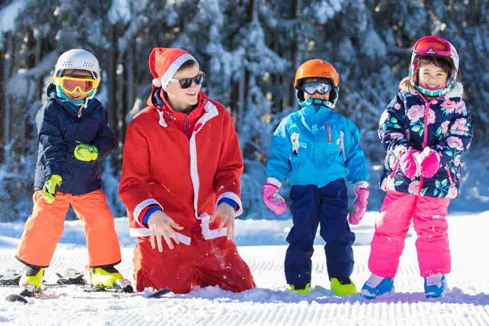MINIMOUNTAINEERS PROGRAM TIMES MEET START SKIING LUNCH MORNING FINISH FULL-DAY FINISH 9:30am 10:00am 12:30pm 1:30pm 4:00pm FEATURES Specialist children s