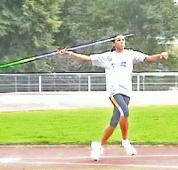 JAVELIN THROW Technique throws 165 Approach 5-stride rythm delivery Recovery Approach Phase Coaches should: Objective To accelerate the thrower and javelin.