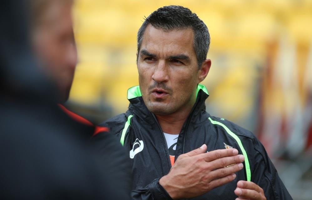 Coach Neil Powell is in charge of the Springbok Sevens in his second season Springbok Sevens HSBC Sevens World Series history 1999/2000: Fifth 80 points (overall winner: New Zealand) 2000/2001: Fifth