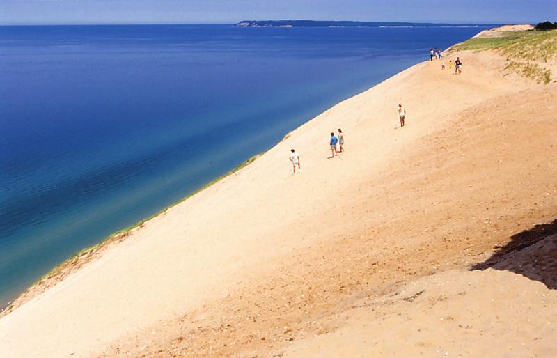 Coastal National Parks Visitation to Michigan s Sleeping Bear Dunes and Pictured Rocks National Lakeshores increased by 14 and 6 percent, respectively, from 2011 to 2012.