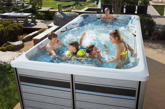 Year Round Use - Not many people can honestly say they enjoy using their swimming pool in the winter when the temperature drops and the snow starts to fall.