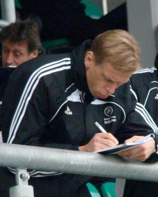 ANALYSIS A Key Competence of a GK Coach? QUESTIONS: Was there a re-occurring problem?