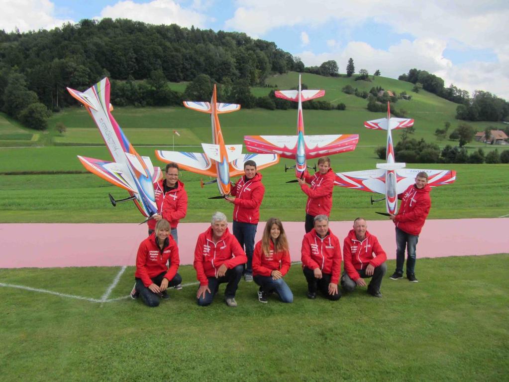 Team Manager Report on the 2015 F3A World Championships in Dübendorf (Switzerland) The Swiss Team The Swiss Team was composed this year by the pilots Sandro Matti, Marc Rubin and Pirmin Jund and, as
