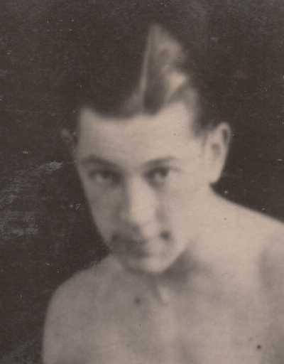 Recorded fights: 186 contests (won: 124 lost: 47 drew: 15) Fight Record 1930 Apr 25 Donald Milligan (Glasgow) WPTS(6) The Ring, Glasgow Source: Boxing 30/04/1930 page 698 May 3 Alf
