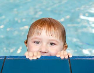 Free chlorine, or uncombined chlorine, is also odorless. Free chlorine in your pool does not irritate your eyes or nose and will not destroy fabric.