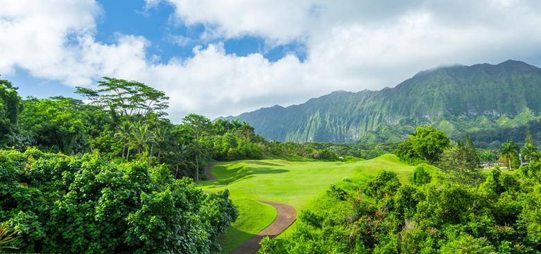 With 10 ponds, water comes into play on more than half of this Oahu golf course's 27 holes.