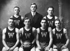 Cougar History THE BEGINNING A basketball team representing Washington Agricultural College and School of Science took the floor for the first time Dec. 7, 1901.