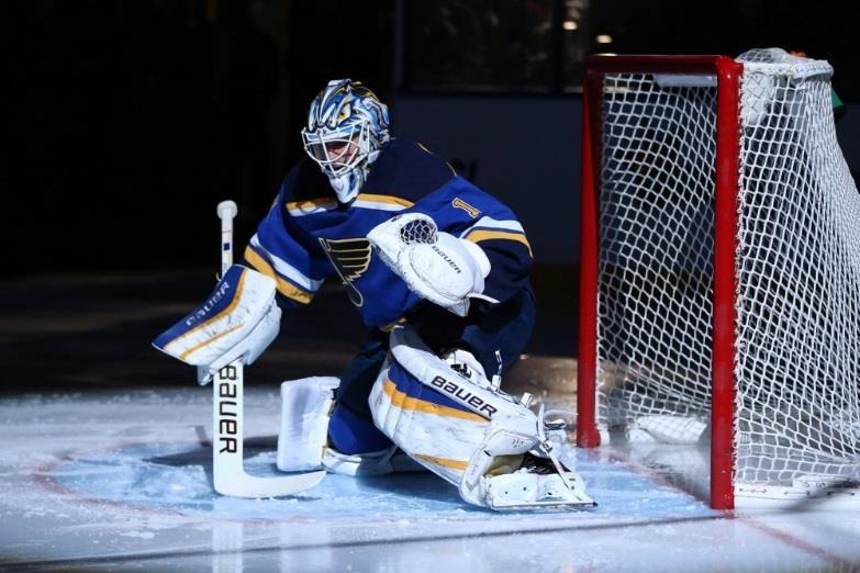 Topic Brian Elliott Early years Brian Elliott grew up in Newmarket, Ontario. He playedd for the Newmarket Redman AA and he played for the York-Simcoe Express AAA.