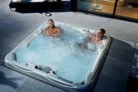 want to maximize enjoyment. Like with a boat or ATV, the one size fits all approach to buying a hot tub does not apply, and investigating your options before shopping is a smart, practical strategy.