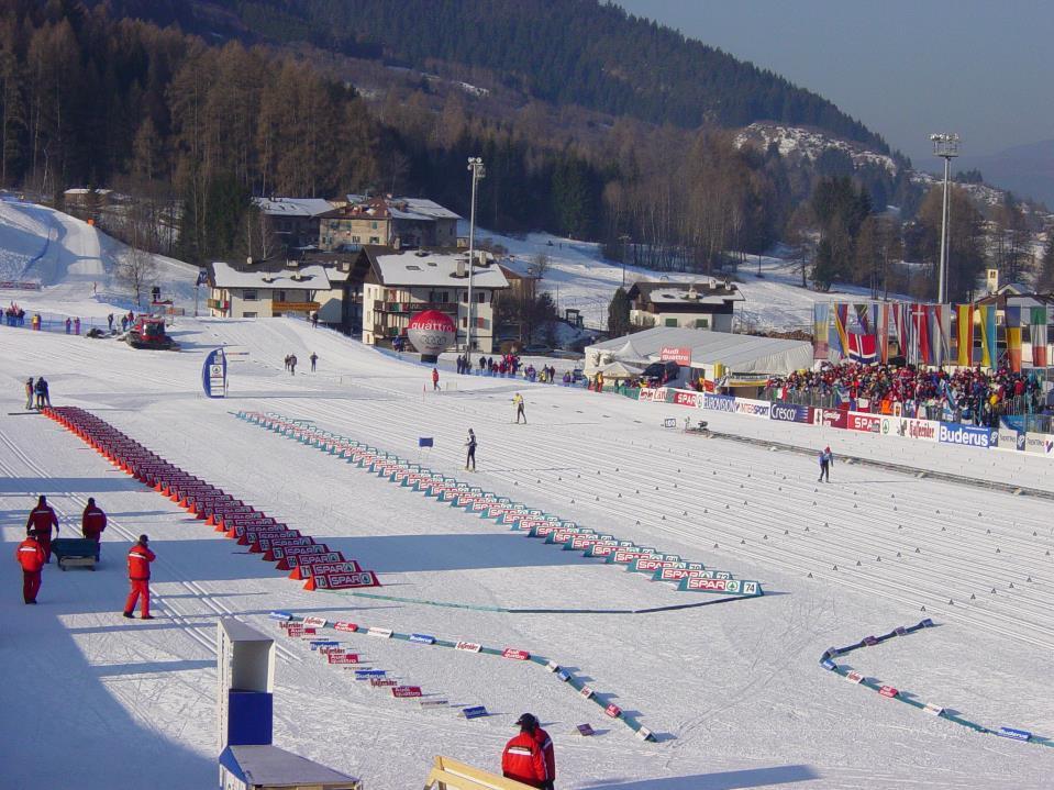5.5 Skiathlon competitions In addition to the recommendations mentioned for mass-start competitions, special attention must be given to the area for equipment exchange, which takes place in the