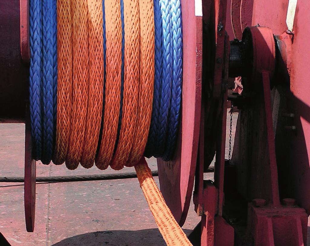 MOORING LINE SELECTION CONSIDERATIONS UNDERSTANDING ABRASION External abrasion without protection Abrasion is one of the biggest culprits of line damage.