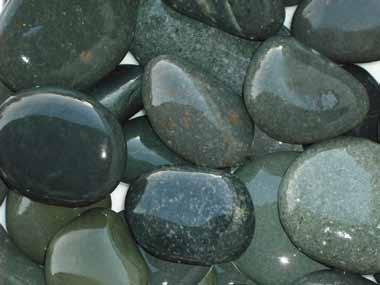 BAGGED ROCK Black La Paz Dry wet La Paz is a beach pebble that has been worn smooth by the pounding
