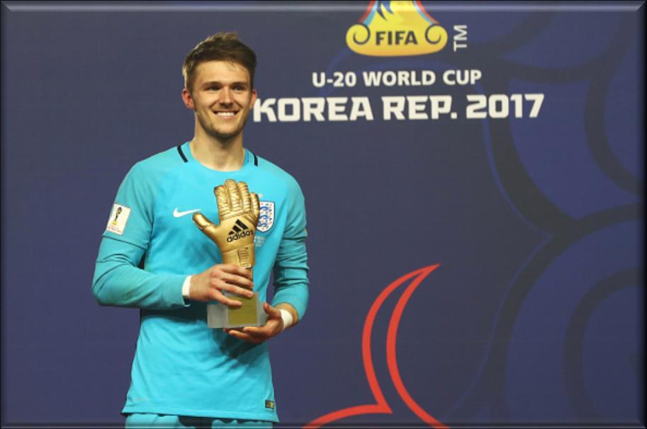 adidas Golden Glove Award The adidas Golden Glove is given to the most outstanding goalkeeper of the competition on the basis of a ranking compiled by the FIFA Technical Study Group.