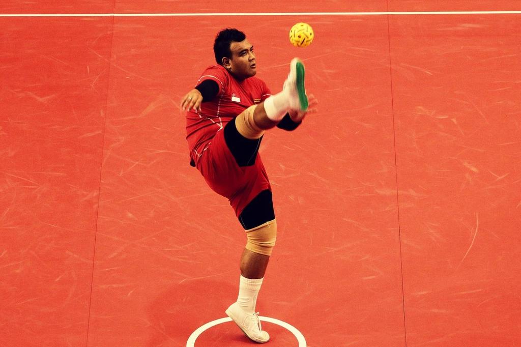 5. Sepak Takraw Shots & Techniques Sepak Takraw Except agility and quickness, players also have to perform different kind of shots based on the situation as well as player characteristics.
