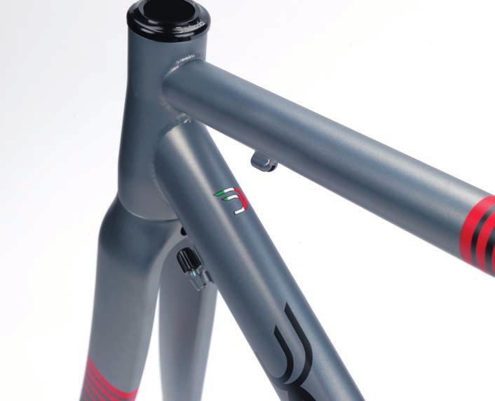 From a technical point of view, Acciaio frame has been manufactured with the steel family without DR-Zero
