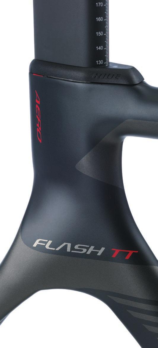 Aerodynamics and fairing have been engineered for details such as the aero locking seat tube adjustable with a special cap that keeps the top tube surface smooth.