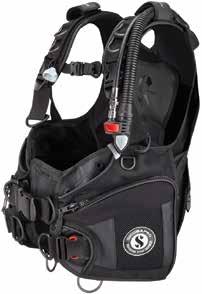 steel D-Rings, knife grommets and 2 zipper pockets Quick release rotating shoulder buckles Soft neck finishing Octopus pockets on both sides X21.