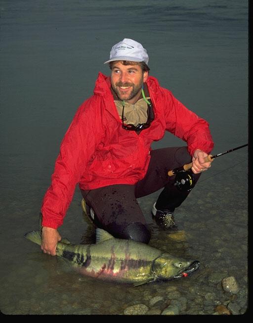 ` Dave Vededer photo Vedder River White Chinook or Chum Techniques While the basic principles of float fishing appear simple the float holds the bait off the bottom, creates a natural drift when