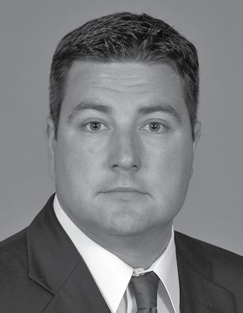 2007 UNIVERSITY OF CINCINNATI FOOTBALL coaches and staff Mike Elston Special Teams/Recruiting Coordinator/Tight Ends Ninth season Elston at a Glance Date of Birth: Nov.