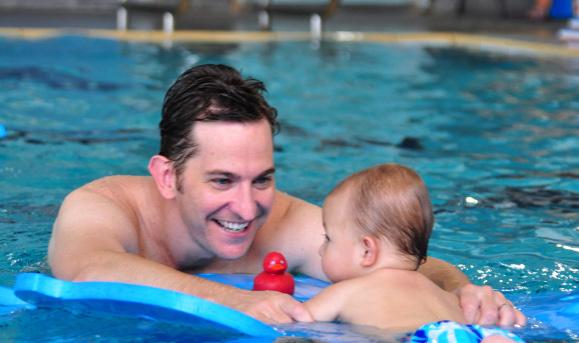 The Infant Aquatic Programme Parent assistance in the water is required Parent and Infant (4 Months - 2 Years) *Parental assistance required Parent and infant classes can be started once your baby is