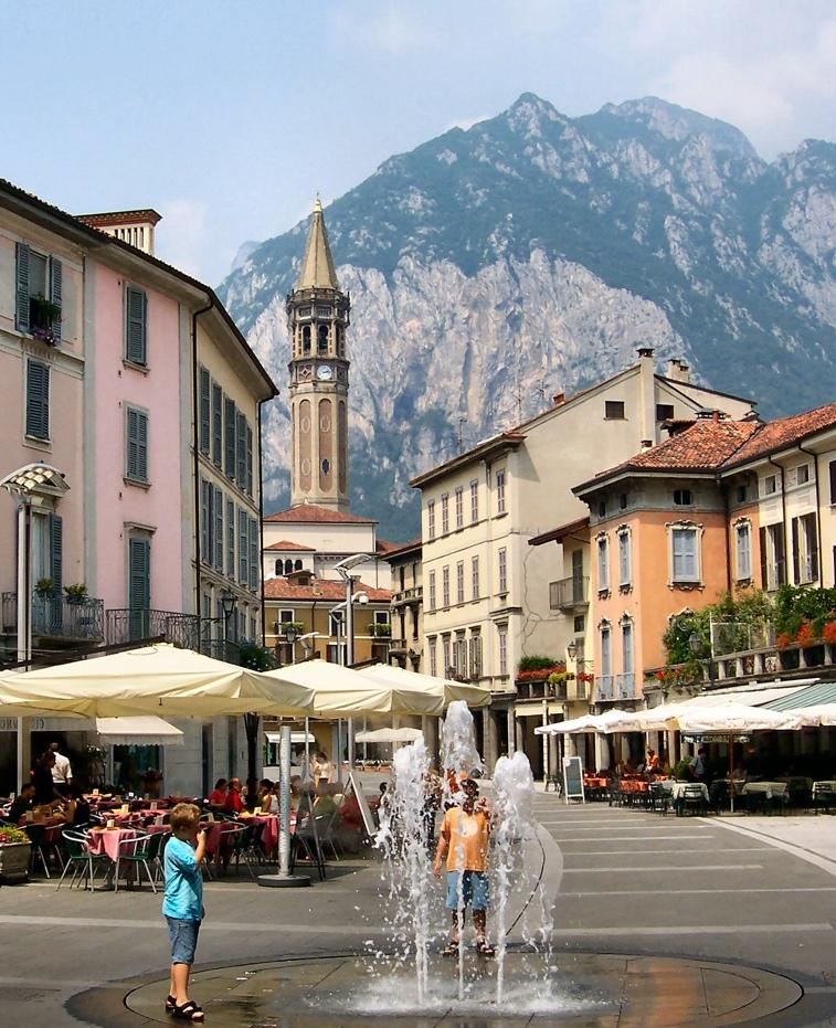 LECCO: BETWEEN BREATH-TAKING LANDSCAPES AND CULTURE From the mountain to the lake, from the monuments to Manzoni s itineraries, from the woods to the museums, Lecco has everything; walking through