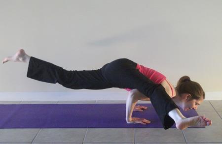 Arm Balances 8) Split Leg Arm Balance Benefits: Develops core strength Increases arm strength Improves balance and coordination Start from a lunge with the right foot forward and both hands to the