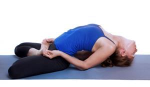 38) Fish in Lotus Posture (Padmasana Matsyasana) Benefits: Opens hips, abdominal cavity, chest and throat Stretches hip flexors Aids digestions Improves posture Strengthens the muscles of the upper