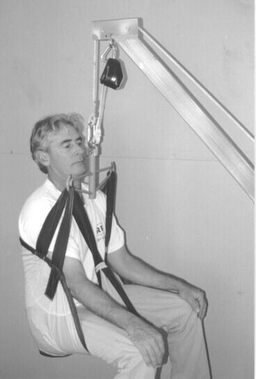 Practice lifting a sailor. 1) Ensure the spreader bar and fall arrester are correctly attached to the Davit.