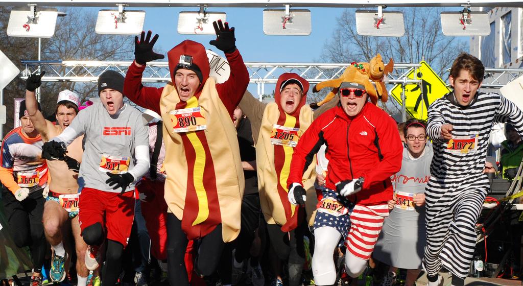 6 14th Annual Krispy Kreme Challenge Race Start Information SATURDAY, FEBRUARY 3 RD AT 8:00 AM Aim to be at the Belltower no later than 7:15 AM Safety Information There will be volunteers with pace