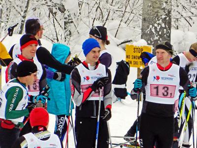 Prior to the race, all 3 skaters met our athletes, pre-skied the course with them and offered racing tips.
