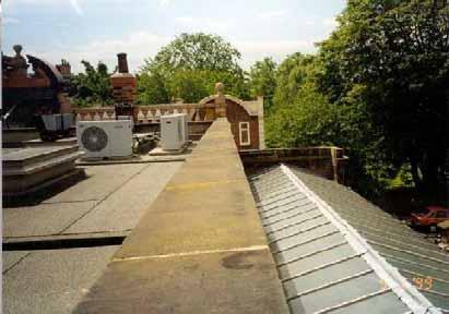 Unsafe place of work AGAIN NO EXISTING FALL PROTECTION SO IT IS NOT AN EXISTING SAFE PLACE OF WORK Existing parapet not high enough insufficient protection to prevent a fall onto a fragile surface