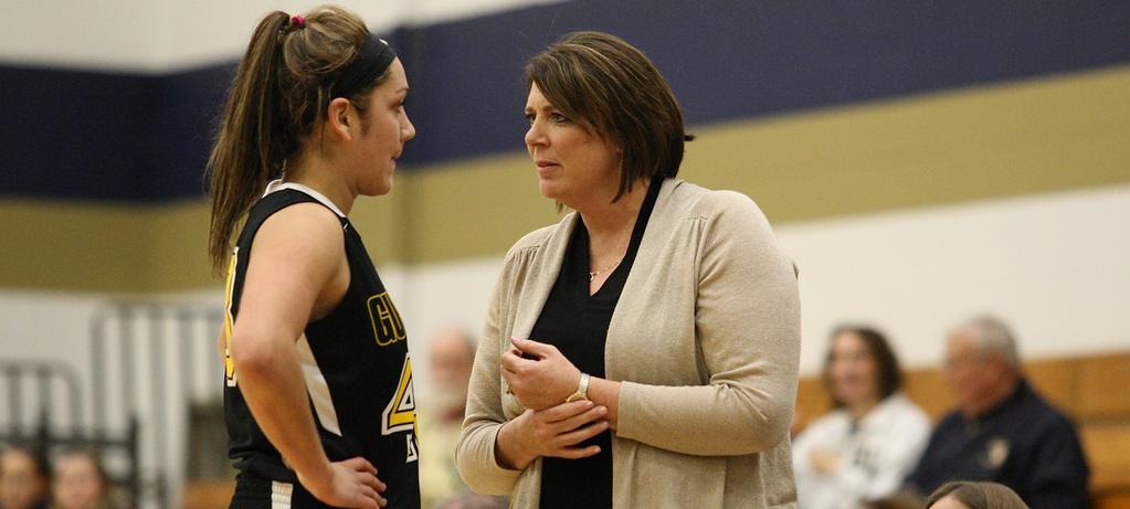 HEAD COACH LAURIE KELLY Laurie Kelly is in her sixth season as the head coach of the Gustavus women s basketball team in 78. Kelly, a 99 graduate of the University of St.