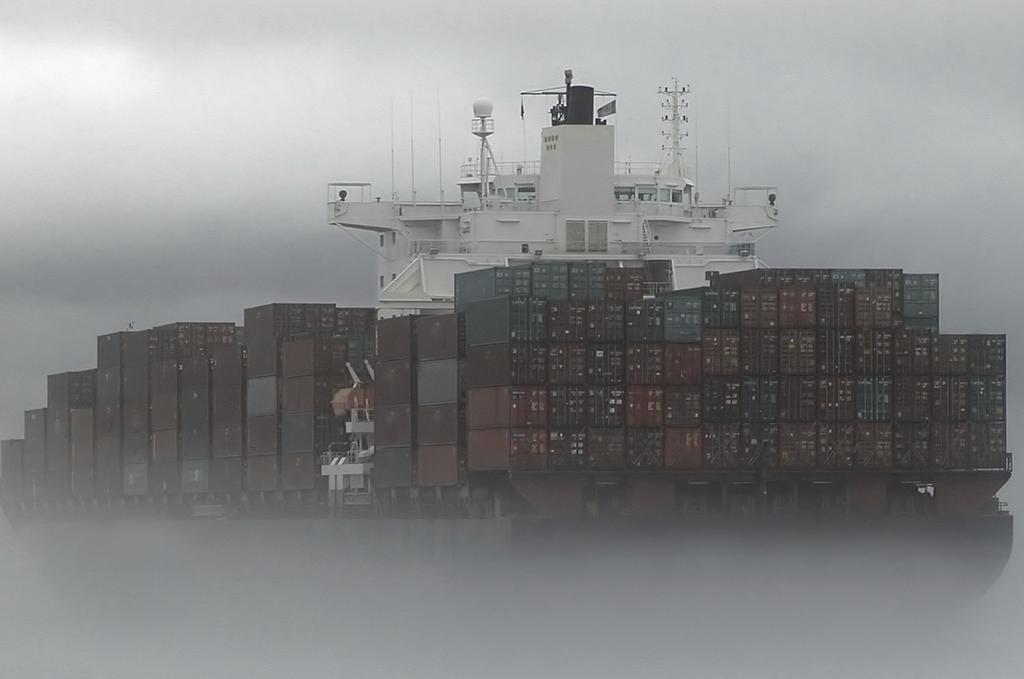 Specific prevention for container vessels Weather routing should be used to avoid adverse weather In heavy weather, adjust course and speed to ease the vessel's motion Complete risk assessment for