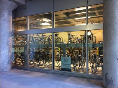 Bike Stations at Transit Terminals The City of Toronto has bicycle stations at two transit terminals (Victoria Park & Union Station) which are secure indoor parking facilities for bikes.