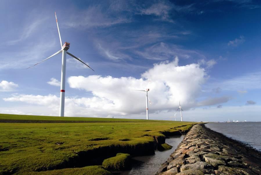 DEWI OCC Test Site Cuxhaven 2 x REpower 5M, 117 m hub height - Customer turbine 1: EWE AG - Customer