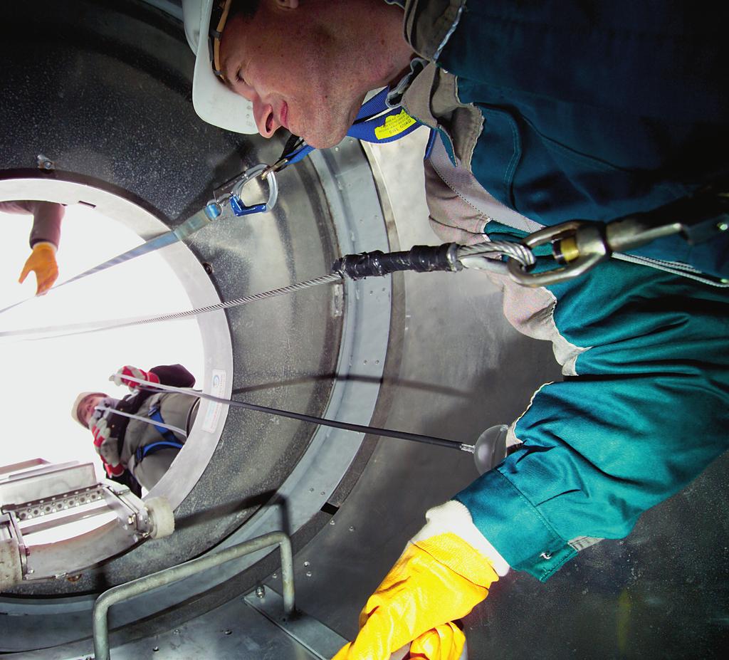 Confined spaces in the chemical industry Where no two jobs are the same Cleaning and maintenance work in confined spaces present particular