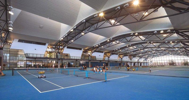 2013/2014 Overview In 2013 the new National Tennis Centre was available to Tennis World customers increasing the number of courts at Melbourne Park to 45 (12 indoor Plexicushion courts, 25 outdoor