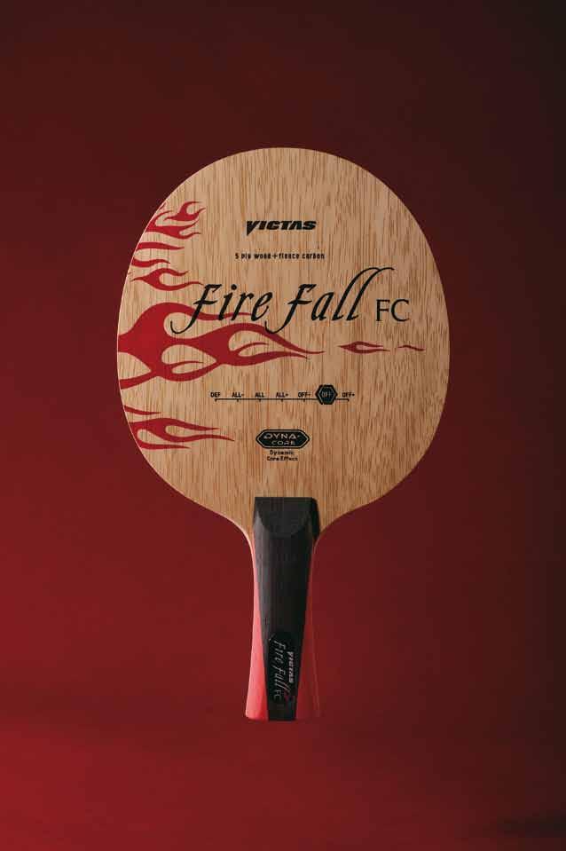 The combination of five carefully selected wooden plies with the stability and elasticity of aramid-carbon fibre make the Fire Fall AC a well-balanced blade which will inspire any modern offensive