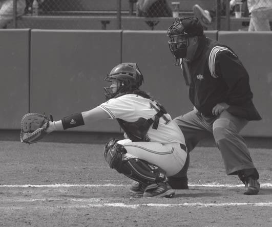 2009 RAZORBACKS #12 WHITNEY CLOER Senior 5-8 R/R Catcher Edmond, Okla. Bishop McGuinness HS 2008: Cloer played in 55 games during the season, which included 50 starts behind the plate.