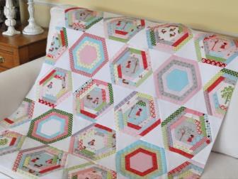 00 Log Cabin Hexed - Linda Boggess will lead you through this fun quilt great for fat quarters or stash busters Class will be on Thursday, October 23 rd 10:00