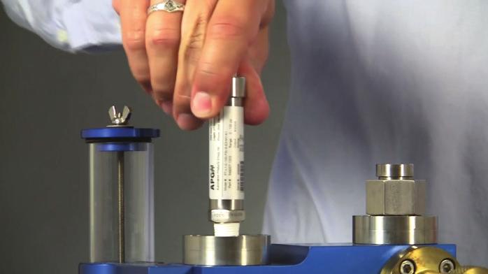 Chemical processing ARTICLE: When To Use Heavy Duty Pressure Transducers Not sure if you need the robust design of the PT-400? It s a valid concern. Perhaps this article will help.