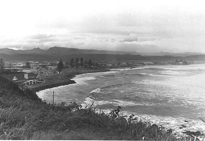 This can be seen historically in Figure 19 where Kirra exhibited large shoreline fluctuations, depending on the occurrence of cyclonic north-easterly ocean storms.