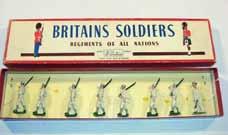 Lot 2204 Britains: Set # 1253 The United States Navy, White, Loose Jackets, marching with officer,
