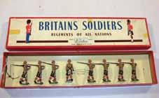 in wrong Britains box #1515 (NM, box G) (8).