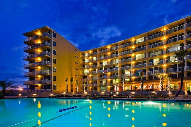 At the Holiday Inn Resort Daytona Beach Oceanfront, you will find every room touched with the comforts and conveniences of