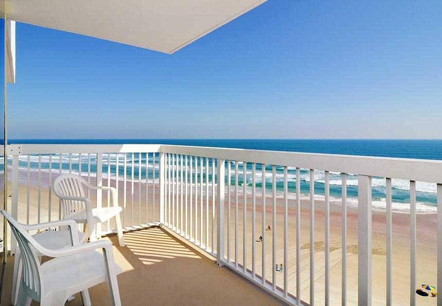 Oceanfront pool and hot tub Private balcony in every room Free