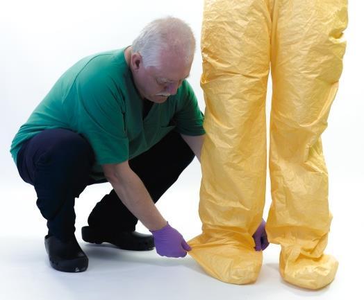 TECHNICAL DOCUMENT Critical aspects of the safe use of personal protective equipment Some coveralls have integrated foot parts, which simplifies