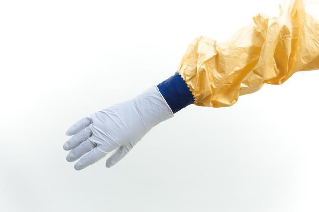 TECHNICAL DOCUMENT Critical aspects of the safe use of personal protective equipment Helpful hints Inner gloves A glove of intermediate thickness works well as an inner layer.