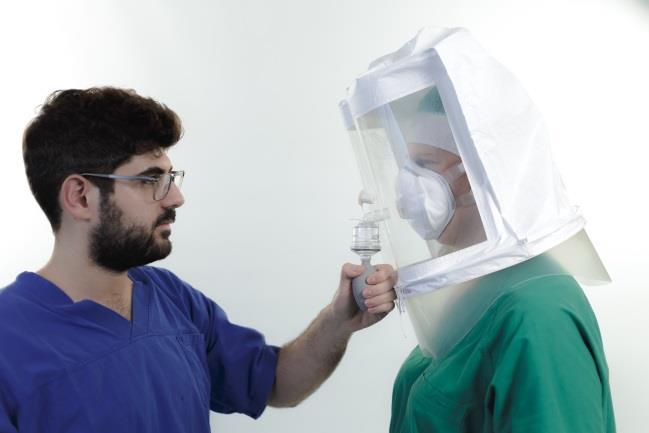 Critical aspects of the safe use of personal protective equipment TECHNICAL DOCUMENT Qualitative fit test A qualitative respirator fit test needs to be performed before choosing a respirator for